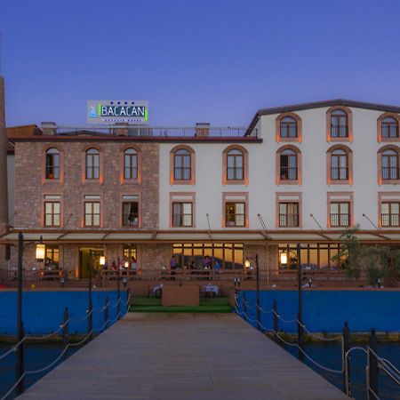 Bacacan Otel Айвалык Экстерьер фото